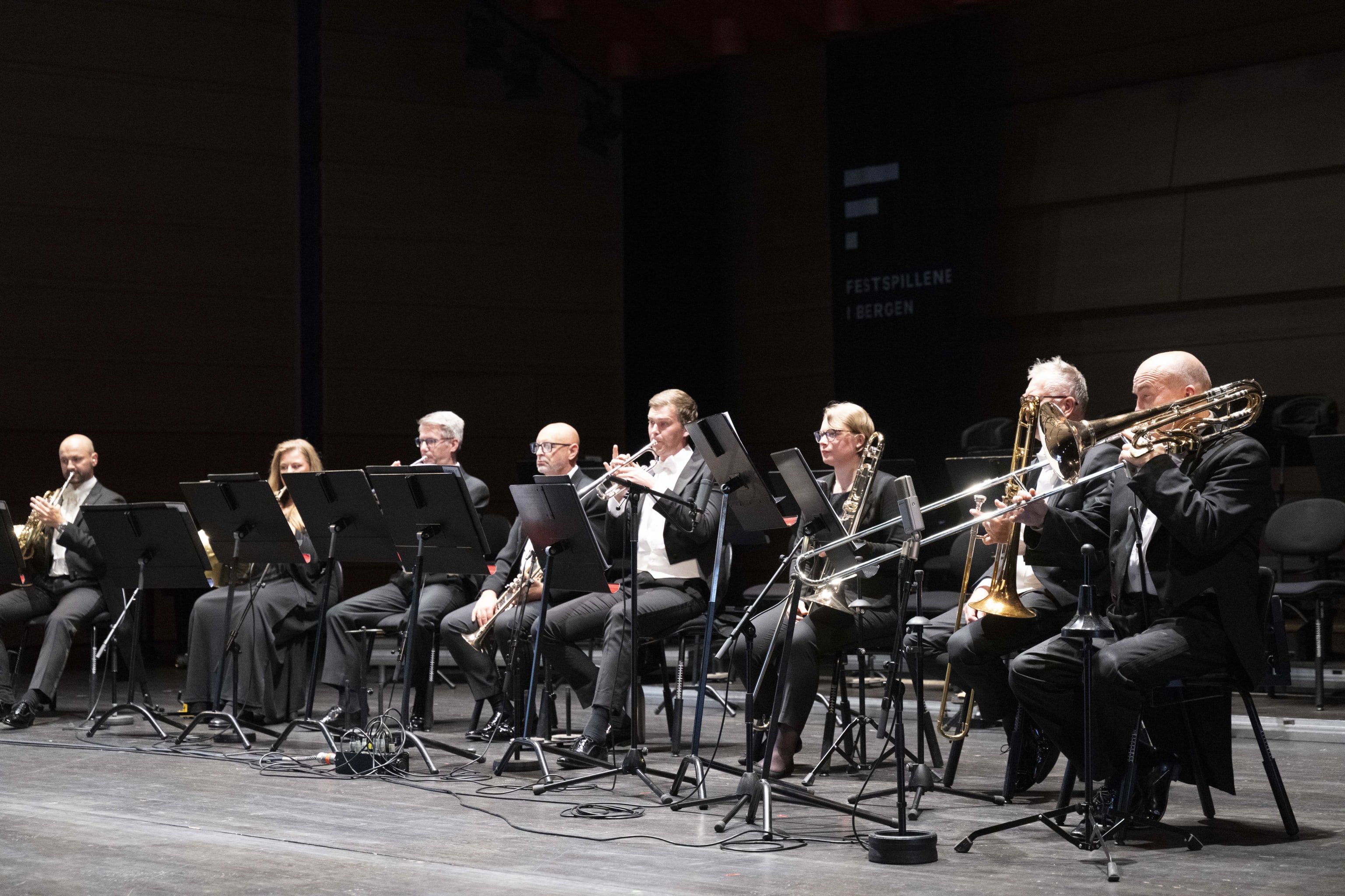 Symfoni for hele Grieghallen m/Griegs a-mollkonsert. Foto: Thor Brødreskift